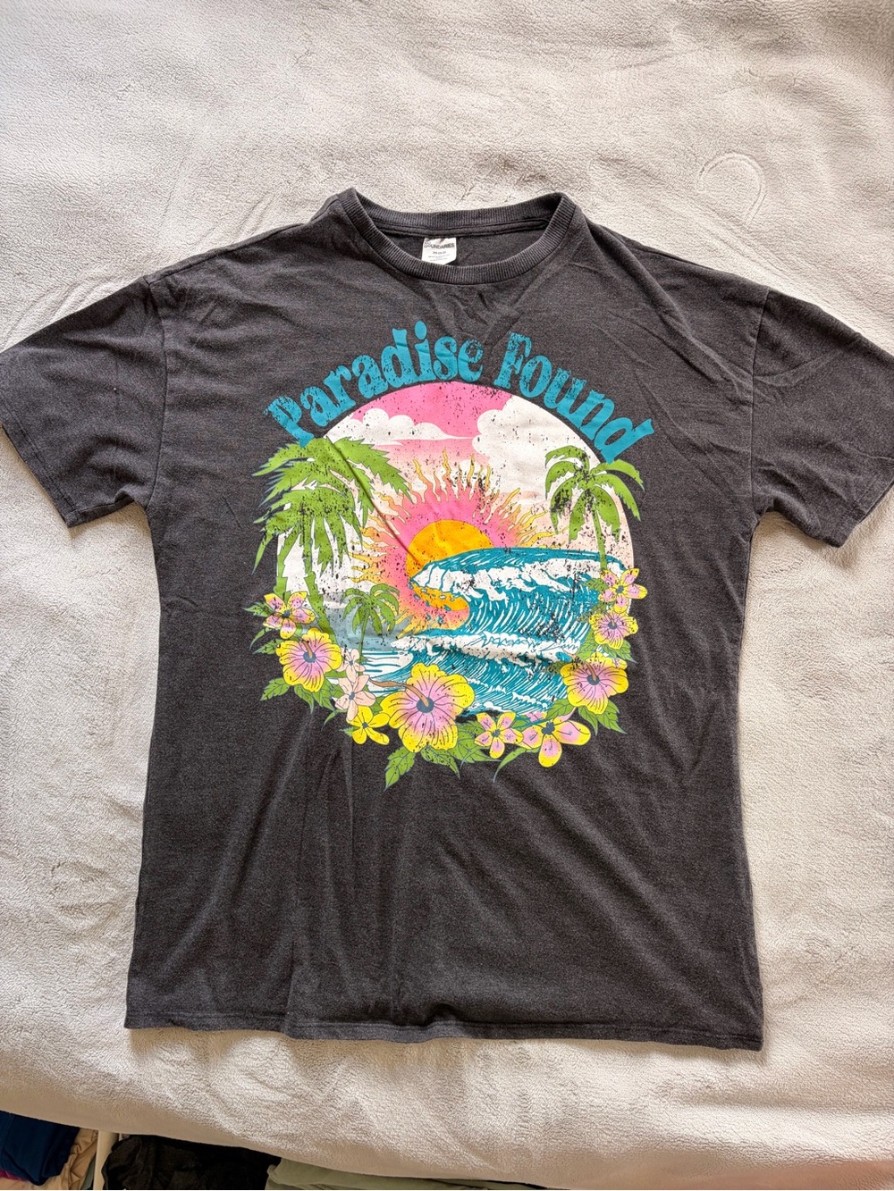 Black Tropical 'Paradise Found' Graphic Tee